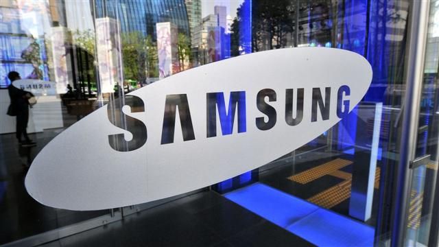 VIDEO: Is Samsung Already Feeling the Apple Effect? 1