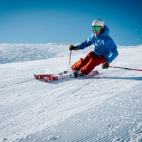 Six Reasons to Learn Skiing from Professional Ski Instructors 1